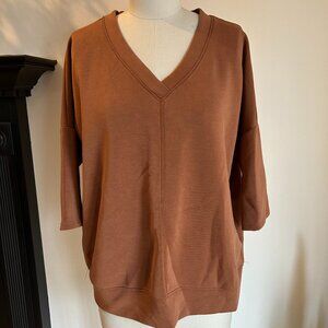 Cable & Gauge - V-Neck sweatshirt